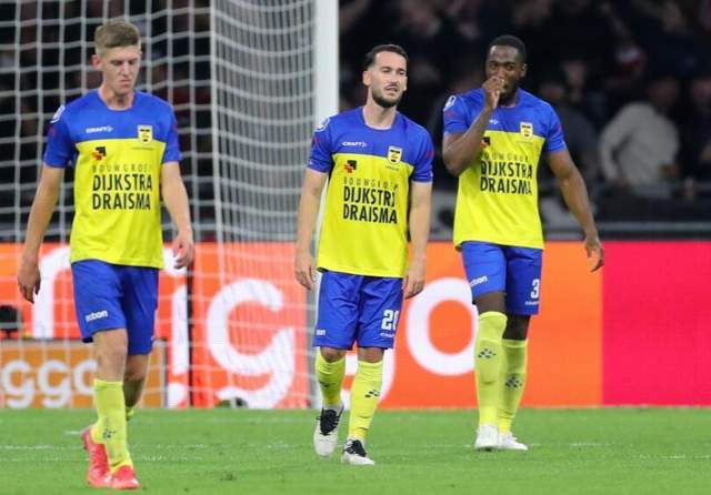 表现不仅证 表现不仅证