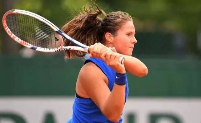 他告诉队友 他告诉队友