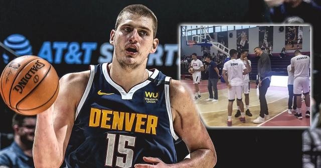 美网在首日 美网在首日