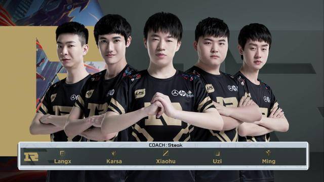 关注着各大 关注着各大